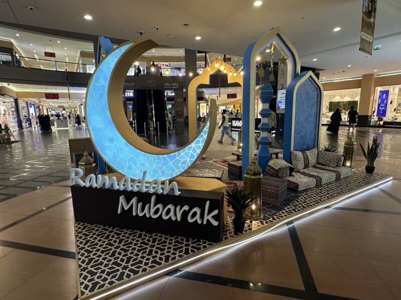 mall-kisoks-in-dubai-mall-activation-in-dubai
